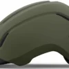 Giro Caden II LED Fahrradhelm - Matte Trail Green 2 Giro Caden II LED Fahrradhelm - Matte Trail Green -HelmPro Verkaufs-Shop Giro Caden II LED City Fahrradhelm mit Ruecklicht mat trail green 2a