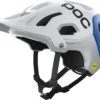 POC Tectal Race MIPS Mountainbike-Helm - Hydrogen White/Opal Blue Metallic/Matt -HelmPro Verkaufs-Shop POC Tectal Race mips MTB Bike Helm Fahrradhelm Hydrogen White Opal Blue Metallic Matt 1